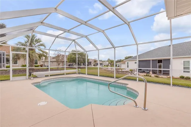 $340,000 | 17490 Southeast 110th Terrace, Summerfield, FL 34491