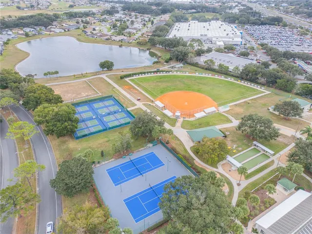 $340,000 | 17490 Southeast 110th Terrace, Summerfield, FL 34491