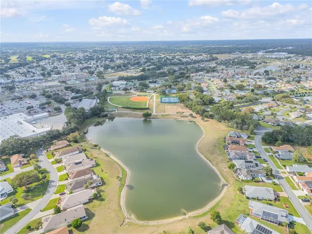 $340,000 | 17490 Southeast 110th Terrace, Summerfield, FL 34491