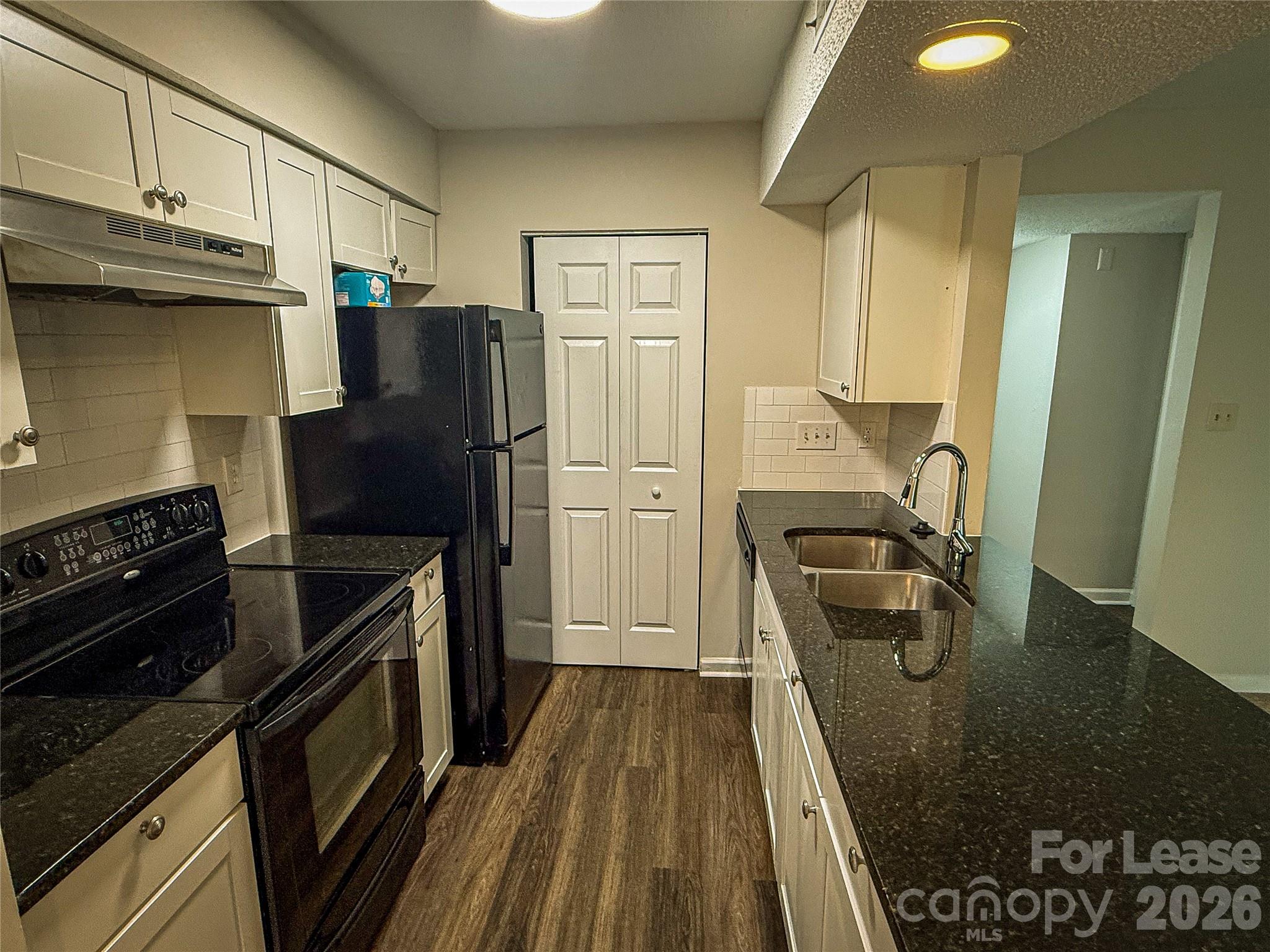 11009 Running Ridge Road Charlotte, NC 28226 - Photo 5 of 13 Gallery Image 5