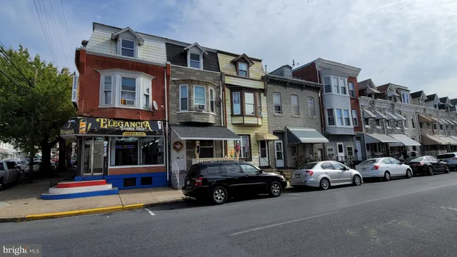 a car parked in front of a building