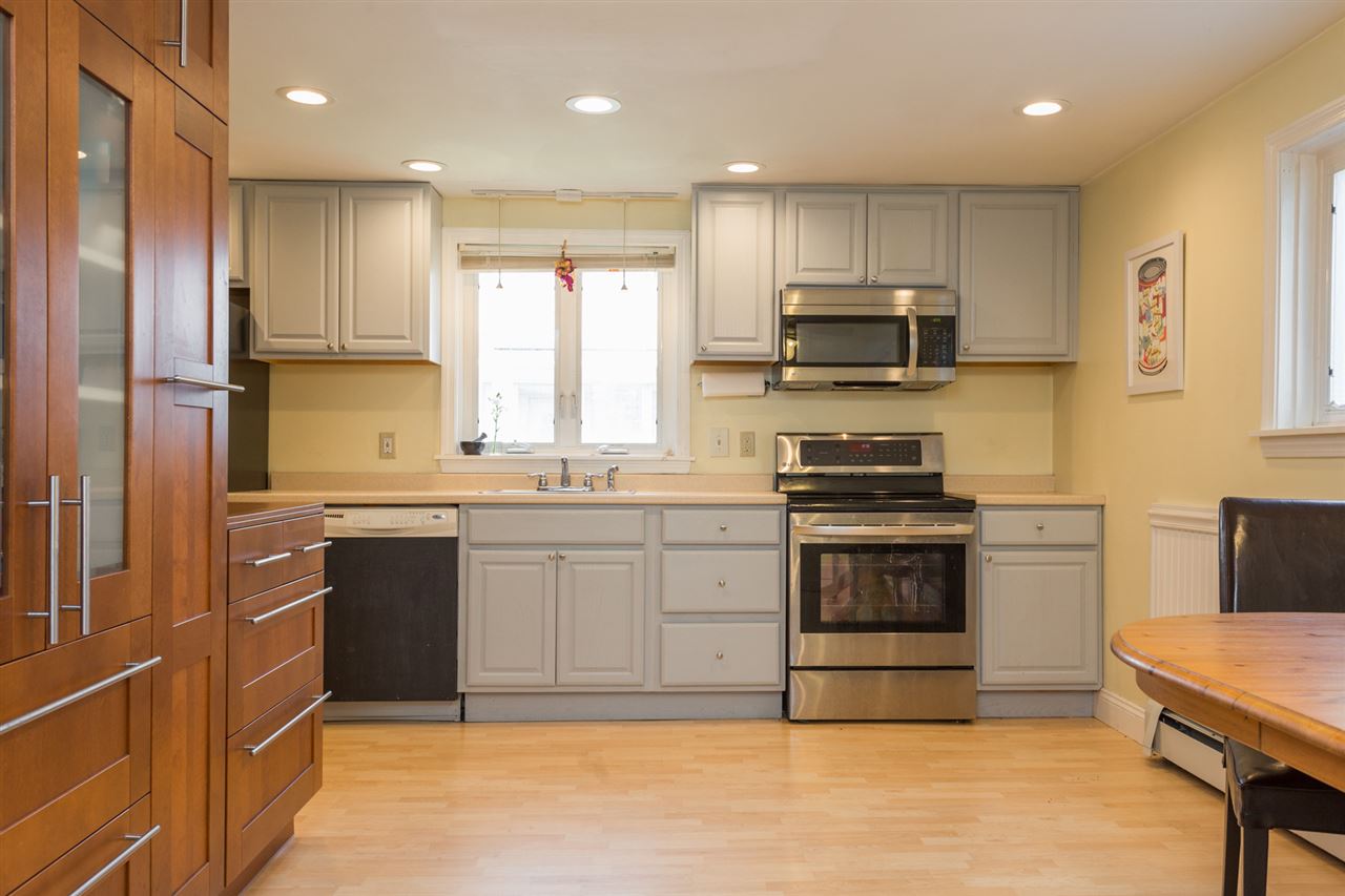 59 Riverside Avenue Sanford, ME 04073 - Photo 13 of 40 Gallery Image 13