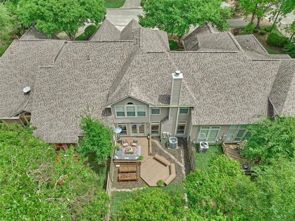 $355,000 | 7 West Greenhill Terrace Place, The Woodlands, TX 77382