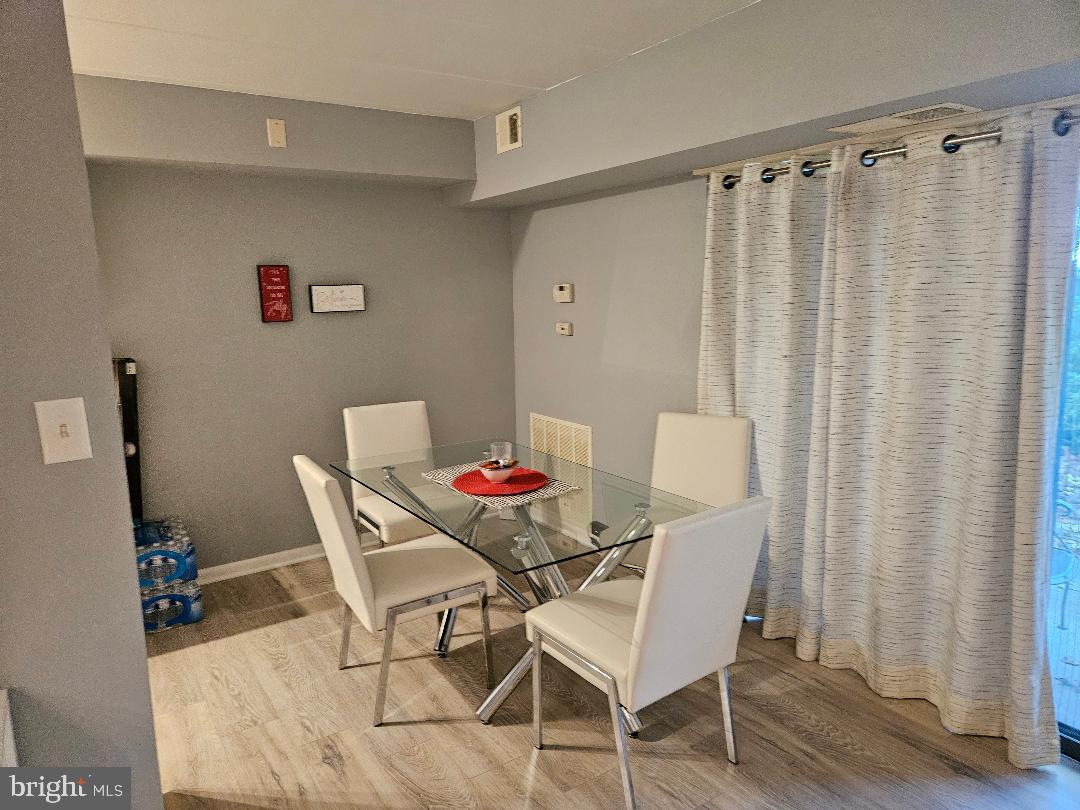 2303 Freetown Court, Unit 2B Reston, VA 20191 - Photo 8 of 22 Dining Area