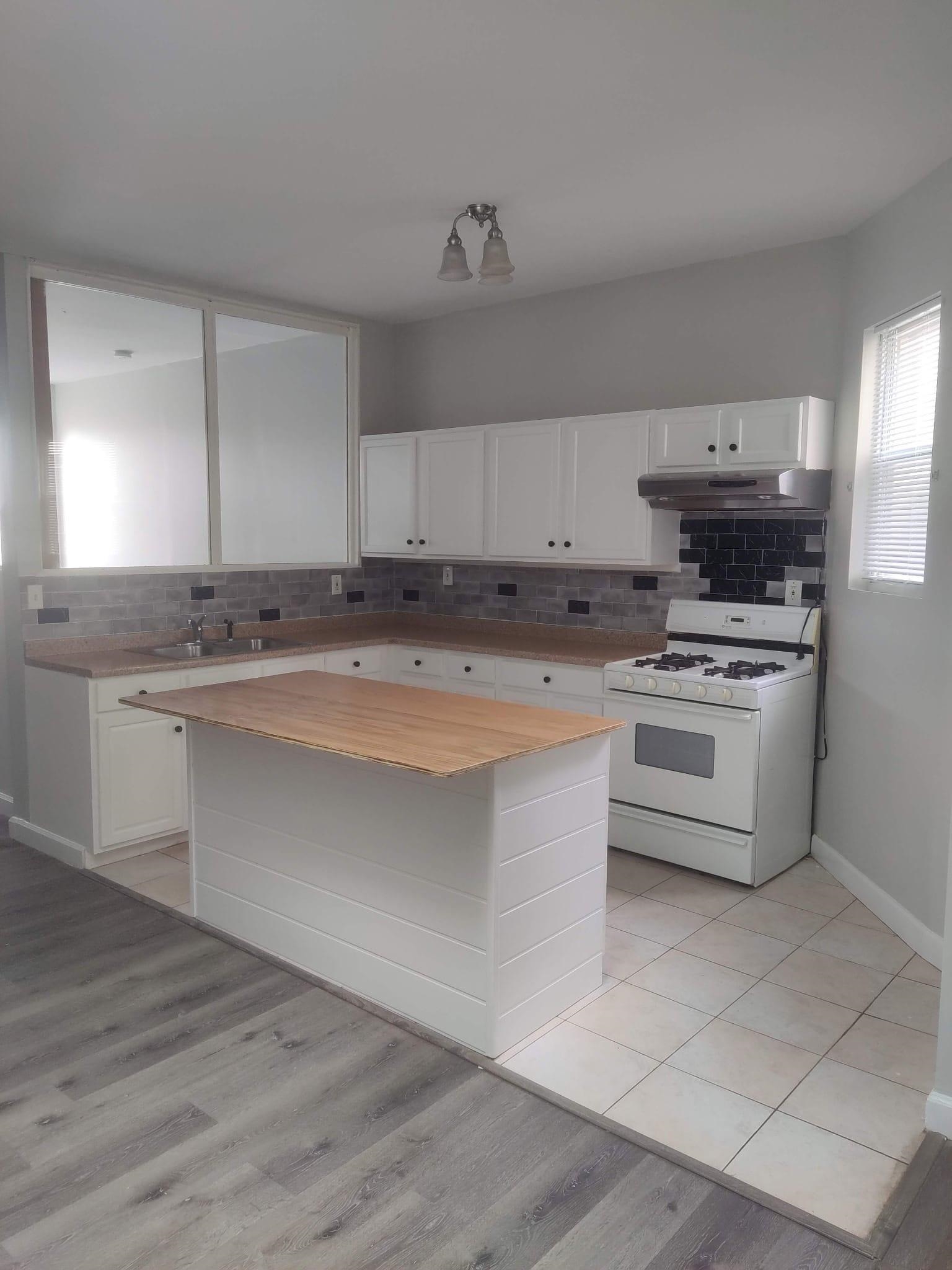 444 Broadway, Unit 3R Bayonne, NJ 07002 - Photo 1 of 11