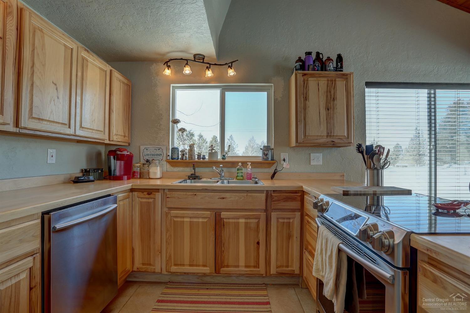 8220 Southwest Shad Road Terrebonne, OR 97760 - Photo 18 of 24 Additional Photo