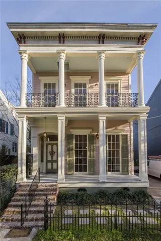 $2,000 | 2720 Coliseum Street, Unit 8, New Orleans, LA 70130