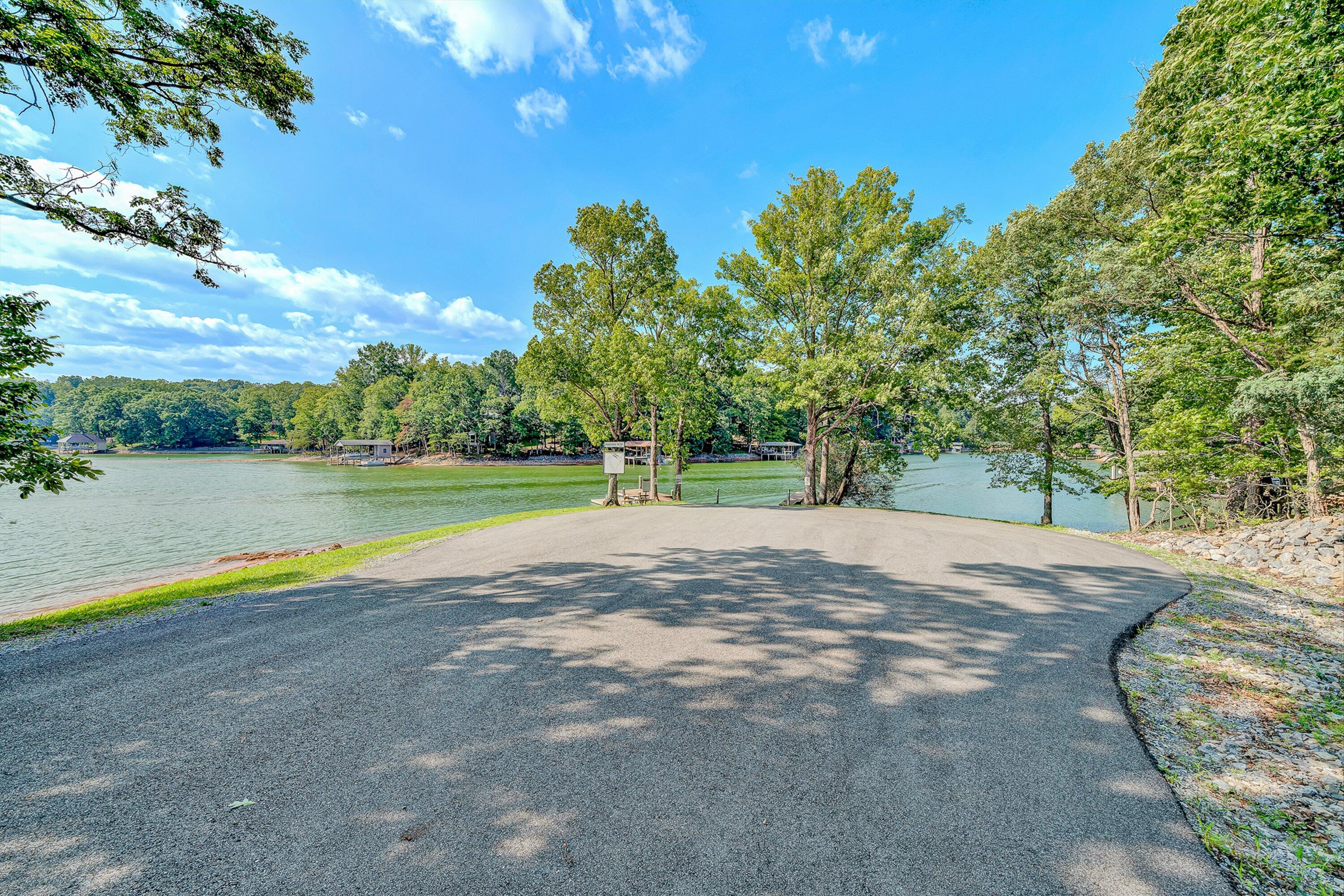 109 Ridgeway Court Moneta, VA 24121 - Photo 41 of 49 48-VM-09159