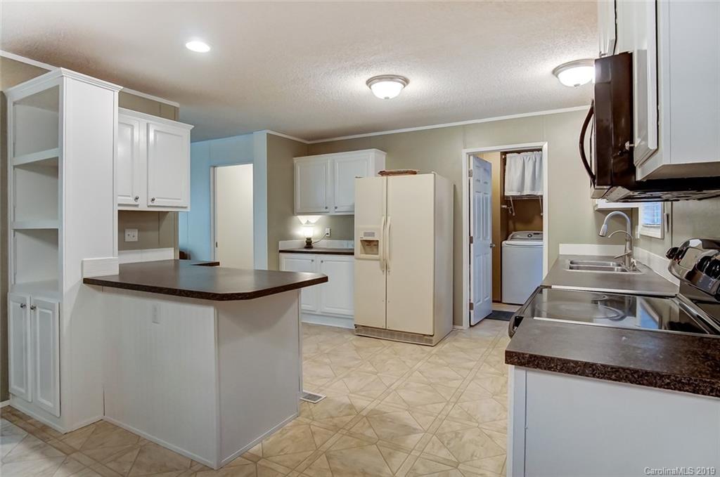8725 Henry Harris Road Indian Land, SC 29707 - Photo 14 of 41 Gallery Image 14