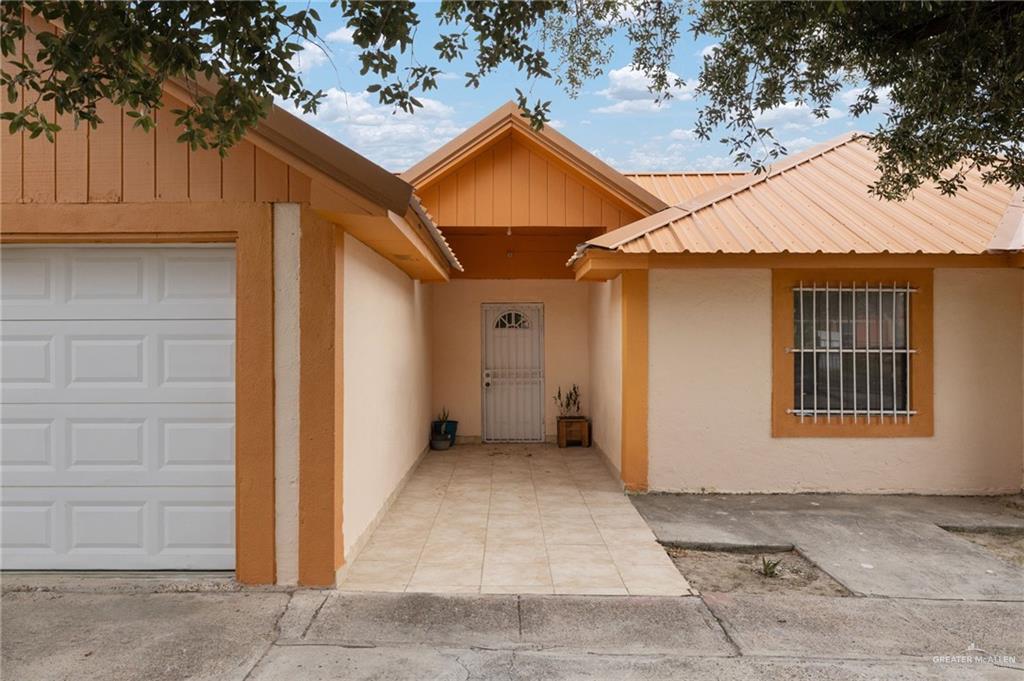 328 Albacore Street Roma, TX 78584 - Photo 3 of 20 Gallery Image 3