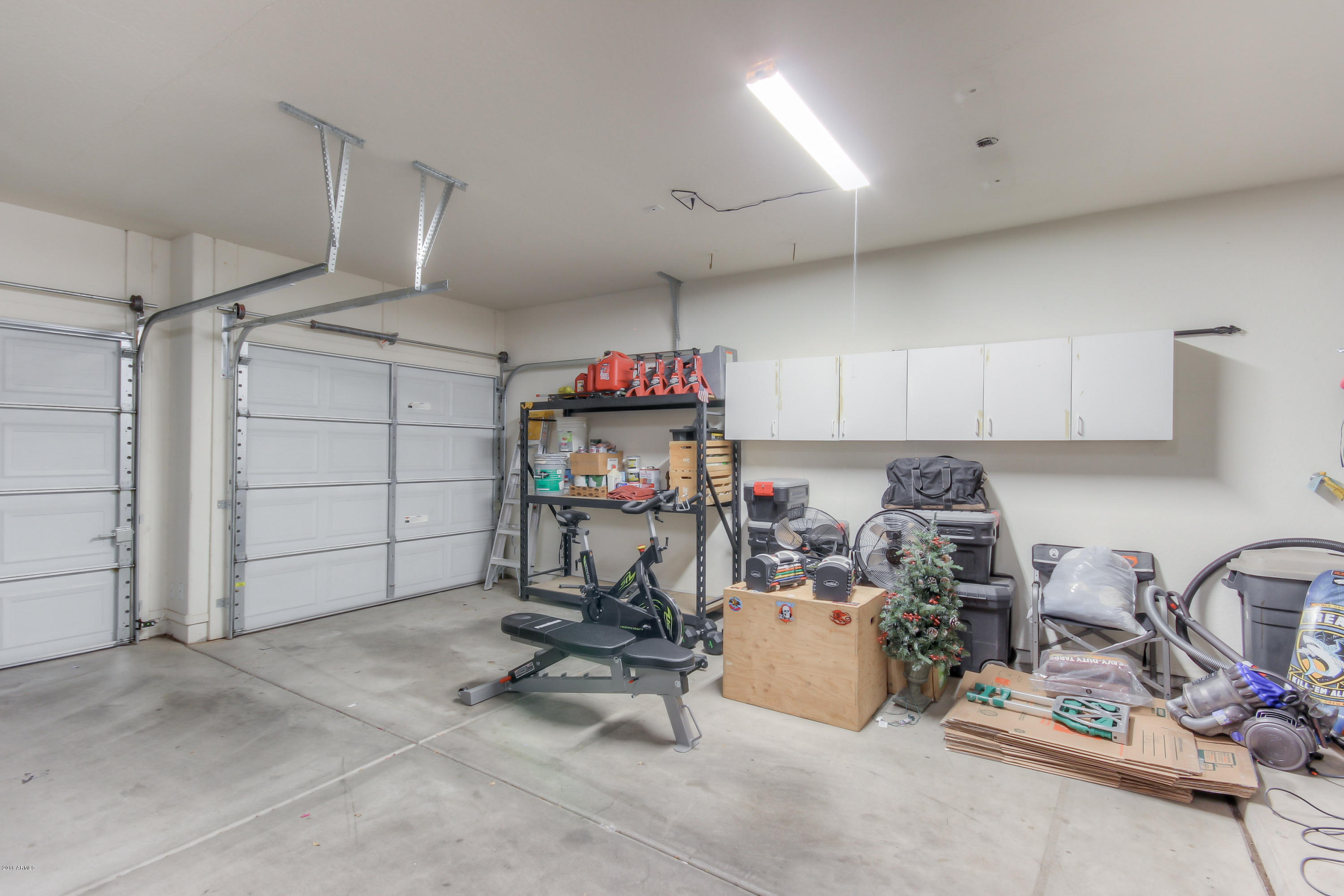 4411 West Summerside Road Laveen, AZ 85339 - Photo 18 of 41 Garage-FULL