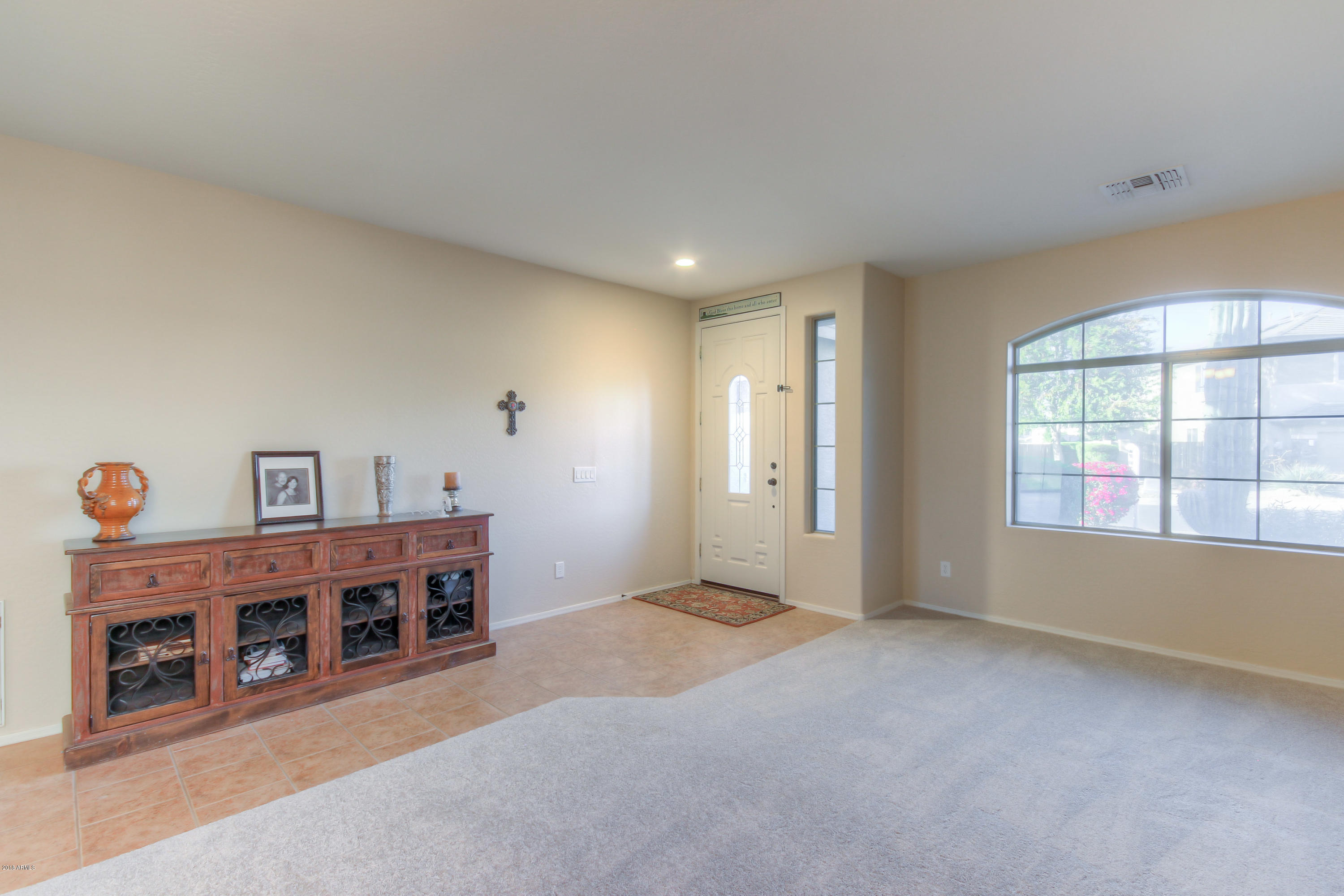 4411 West Summerside Road Laveen, AZ 85339 - Photo 4 of 41 Living Room (1)-FULL
