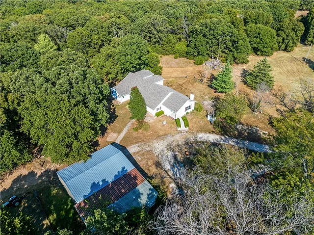 $480,000 | 1268 Thousand Acres Road, Montreal, MO 65591