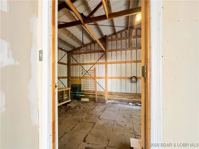 $480,000 | 1268 Thousand Acres Road, Montreal, MO 65591