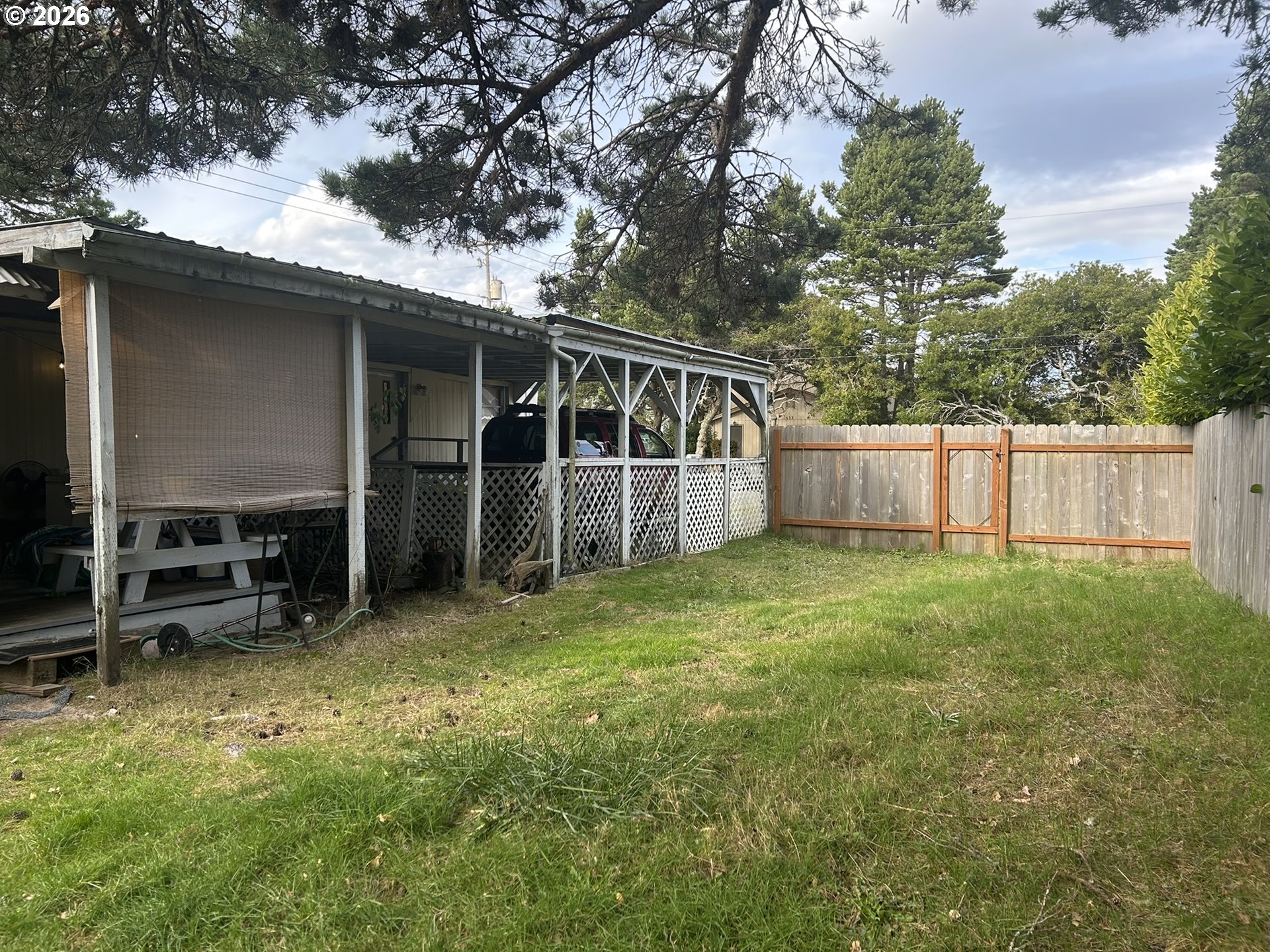 1612 34th Street Florence, OR 97439 - Photo 18 of 26