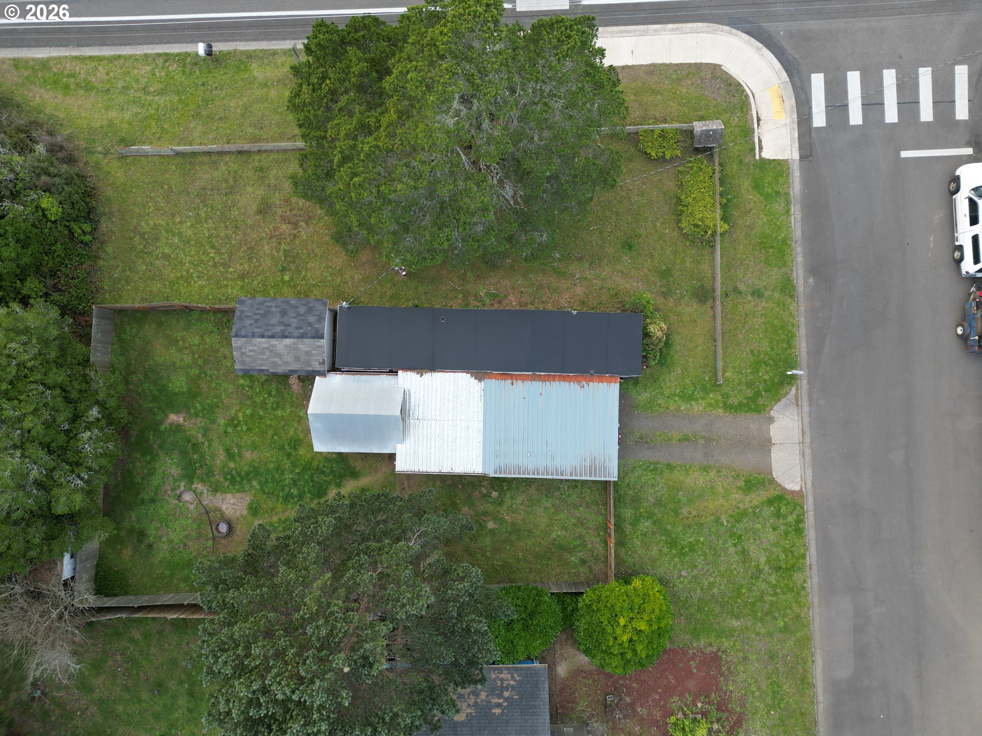 1612 34th Street Florence, OR 97439 - Photo 4 of 26