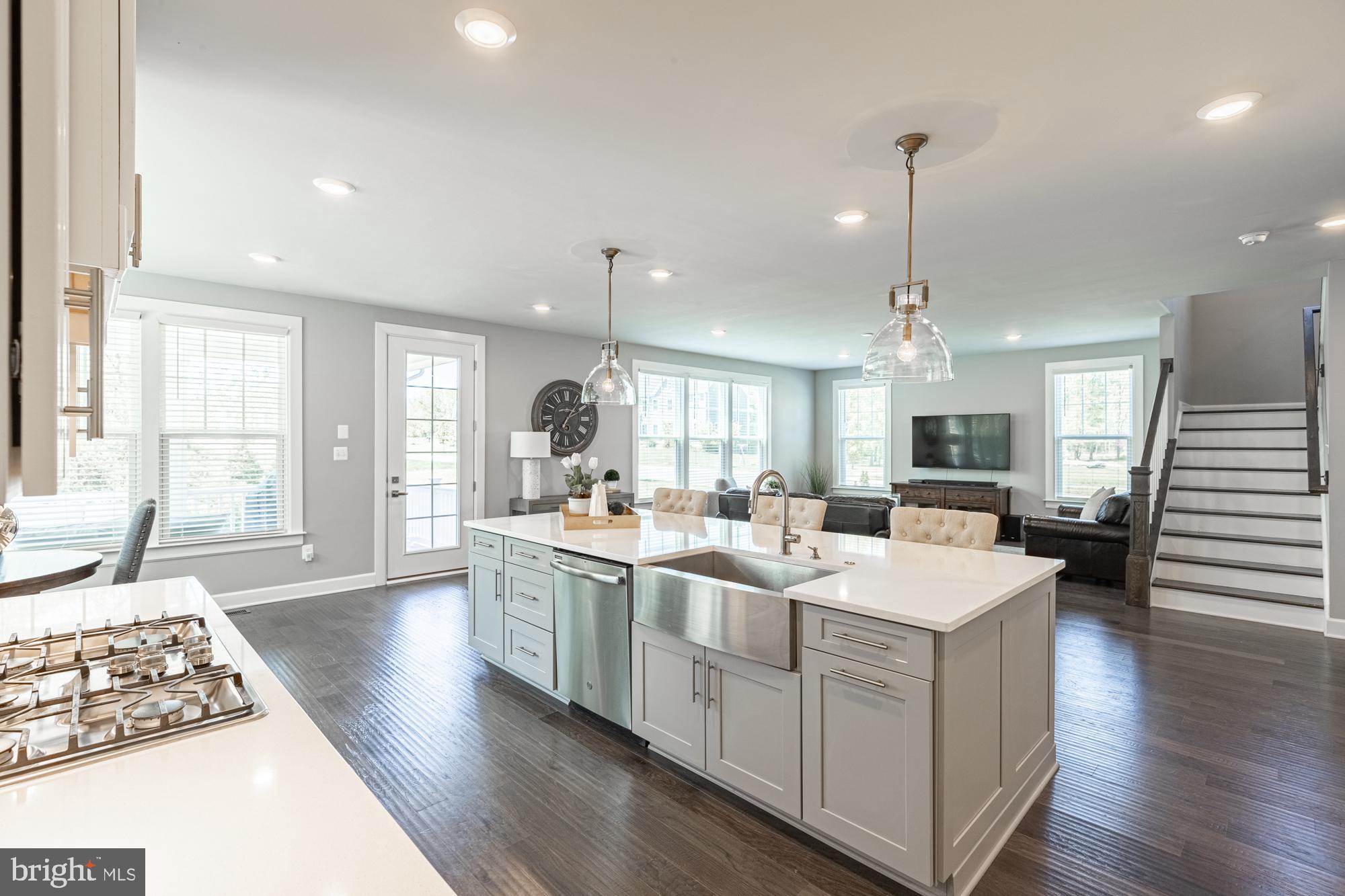 23597 Amesfield Place Aldie, VA 20105 - Photo 11 of 78 Farm sink