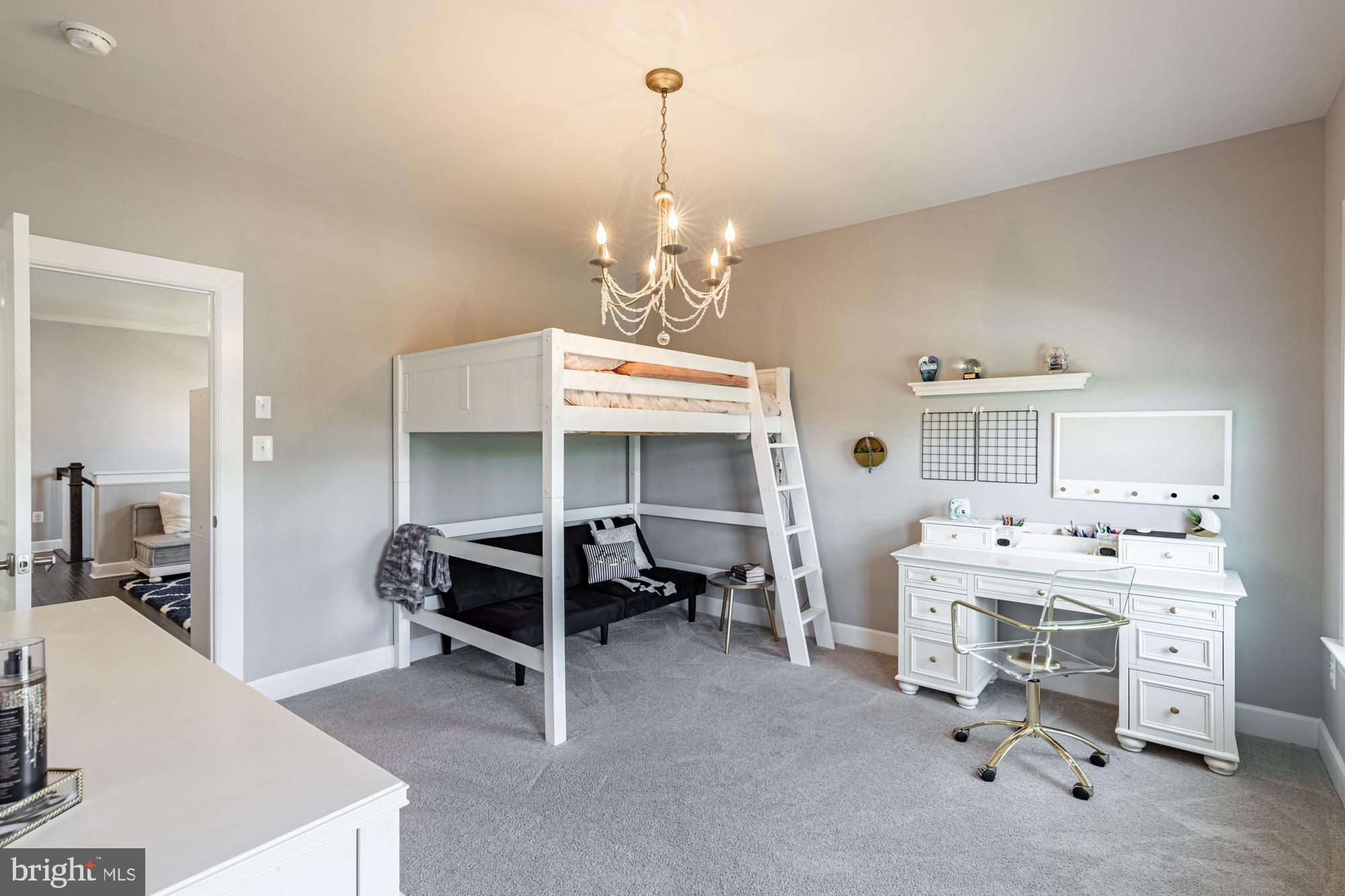 23597 Amesfield Place Aldie, VA 20105 - Photo 42 of 78 Bedroom #2 with entry to Jack and Jill bathroom