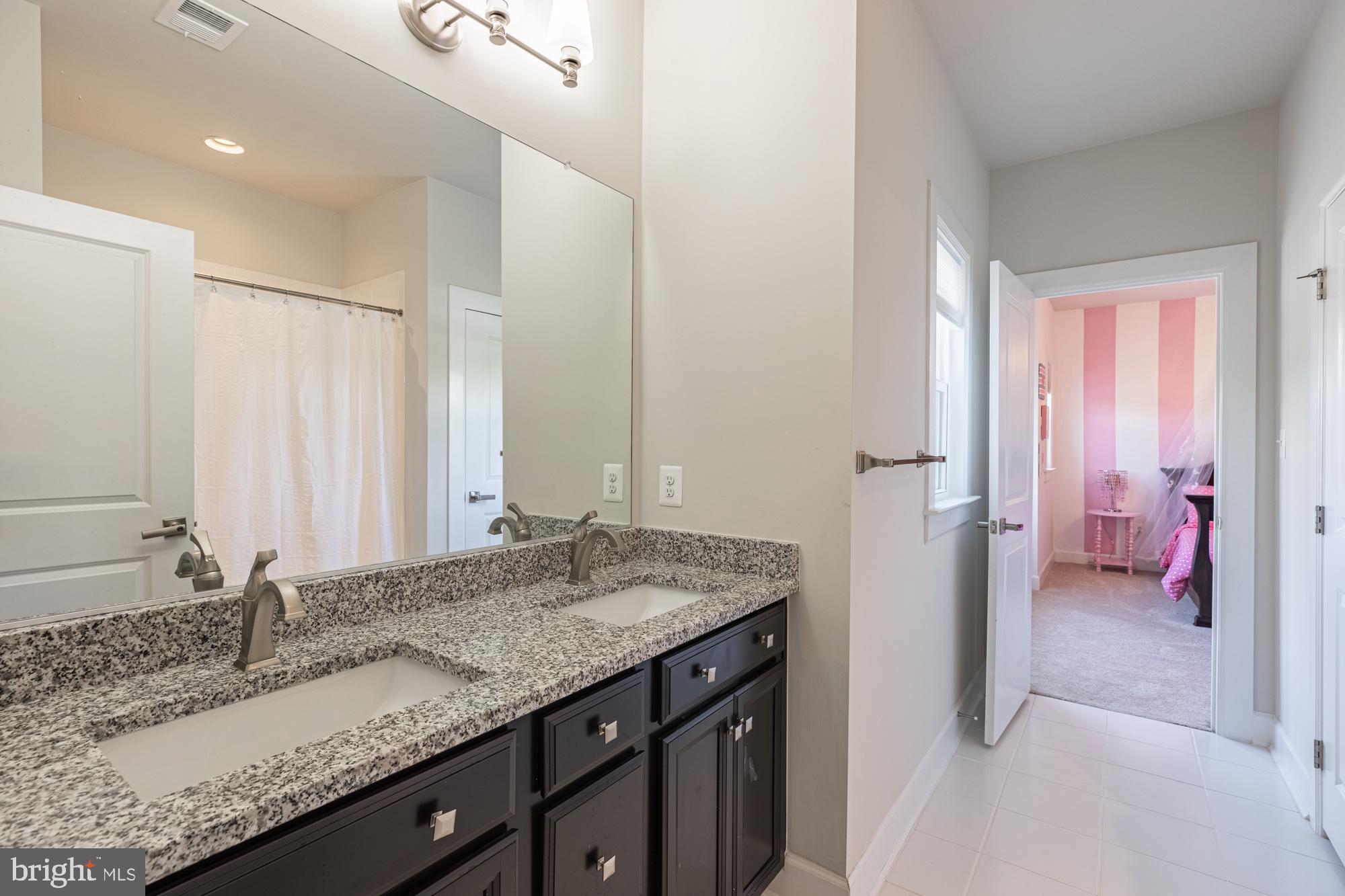 23597 Amesfield Place Aldie, VA 20105 - Photo 43 of 78 Jack and Jill bathroom with separate water closet