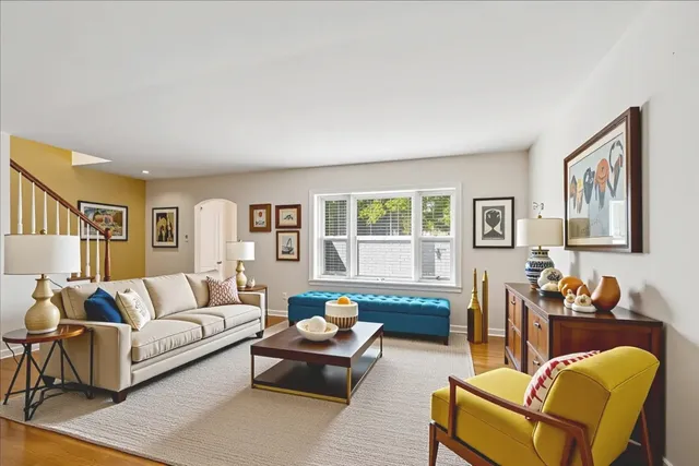 $475,000 | 1927 Warren Street, Evanston, IL 60202