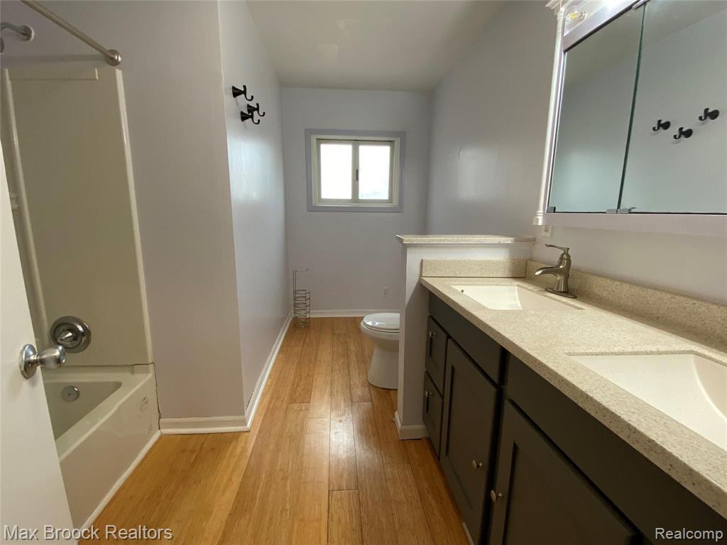 2495 Frankson Avenue Rochester Hills, MI 48307 - Photo 15 of 22