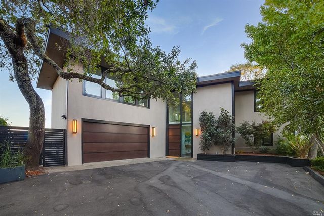 a house view with a outdoor space