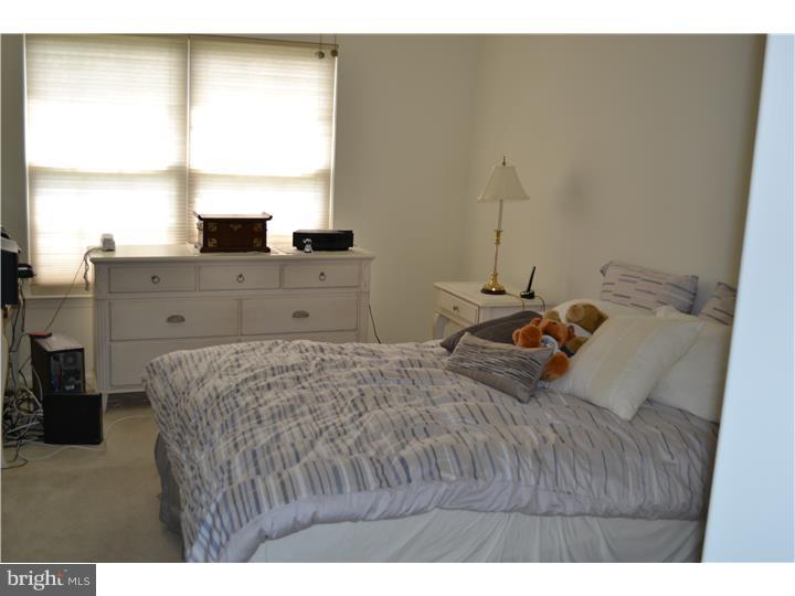1305 Stokes Road Mount Laurel, NJ 08054 - Photo 8 of 20
