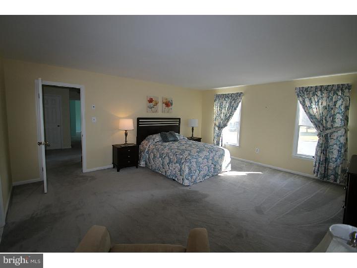 8 Abington Road Mount Laurel, NJ 08054 - Photo 14 of 24 Master Bedroom