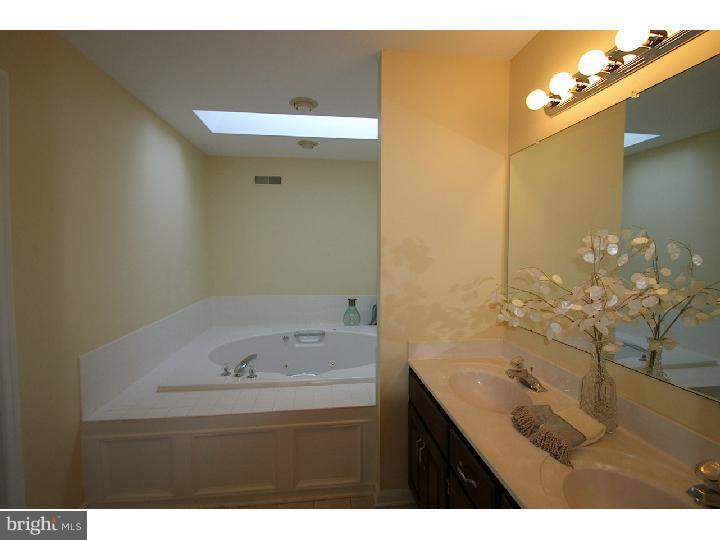 8 Abington Road Mount Laurel, NJ 08054 - Photo 17 of 24