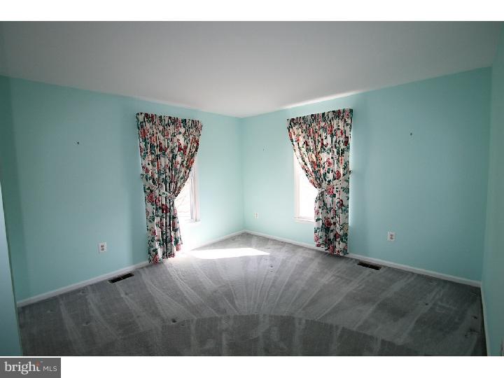8 Abington Road Mount Laurel, NJ 08054 - Photo 22 of 24 Bedroom