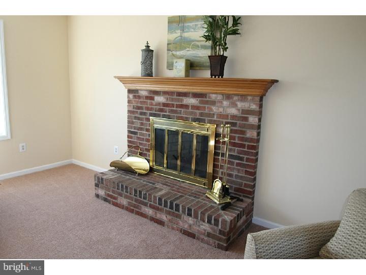 8 Abington Road Mount Laurel, NJ 08054 - Photo 5 of 24 Fireplace