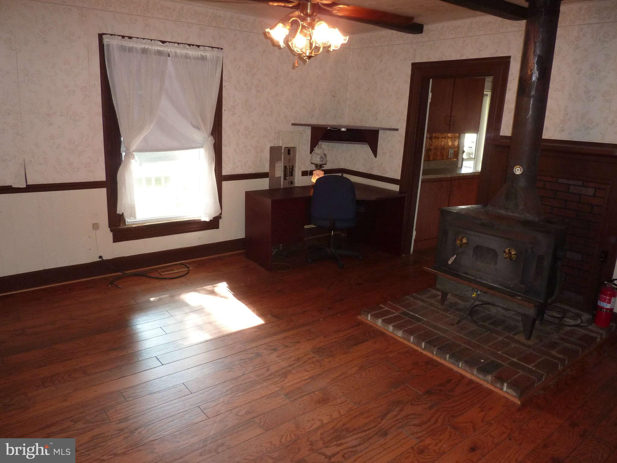 11650 Stines Store Road Charlotte Hall, MD 20622 - Photo 19 of 30 Living Room