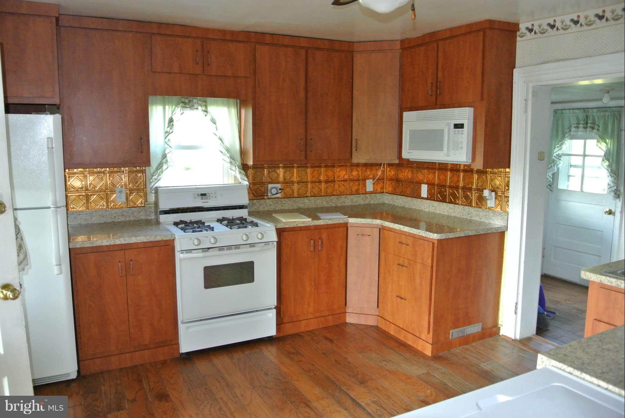 11650 Stines Store Road Charlotte Hall, MD 20622 - Photo 3 of 30 Kitchen