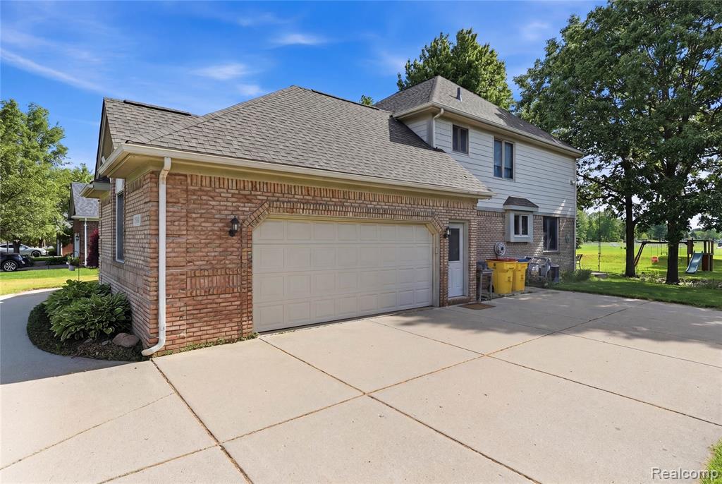 35724 St Clair Drive New Baltimore, MI 48047 - Photo 45 of 52