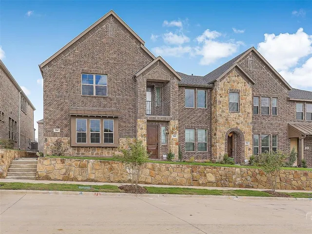 $3,000 | 264 Spring Hill Road, Flower Mound, TX 75028
