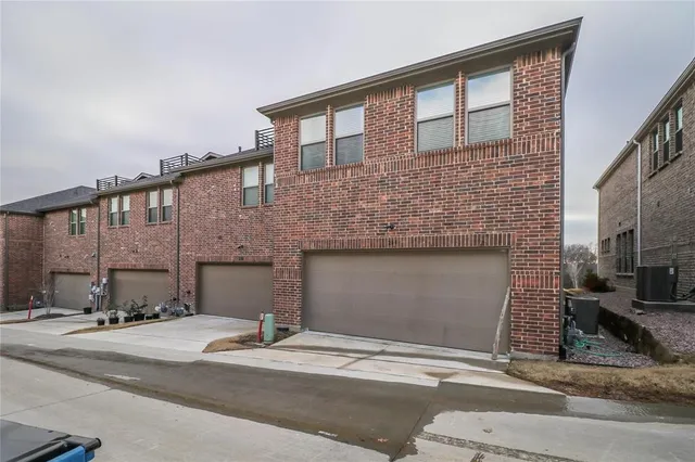 $3,000 | 264 Spring Hill Road, Flower Mound, TX 75028