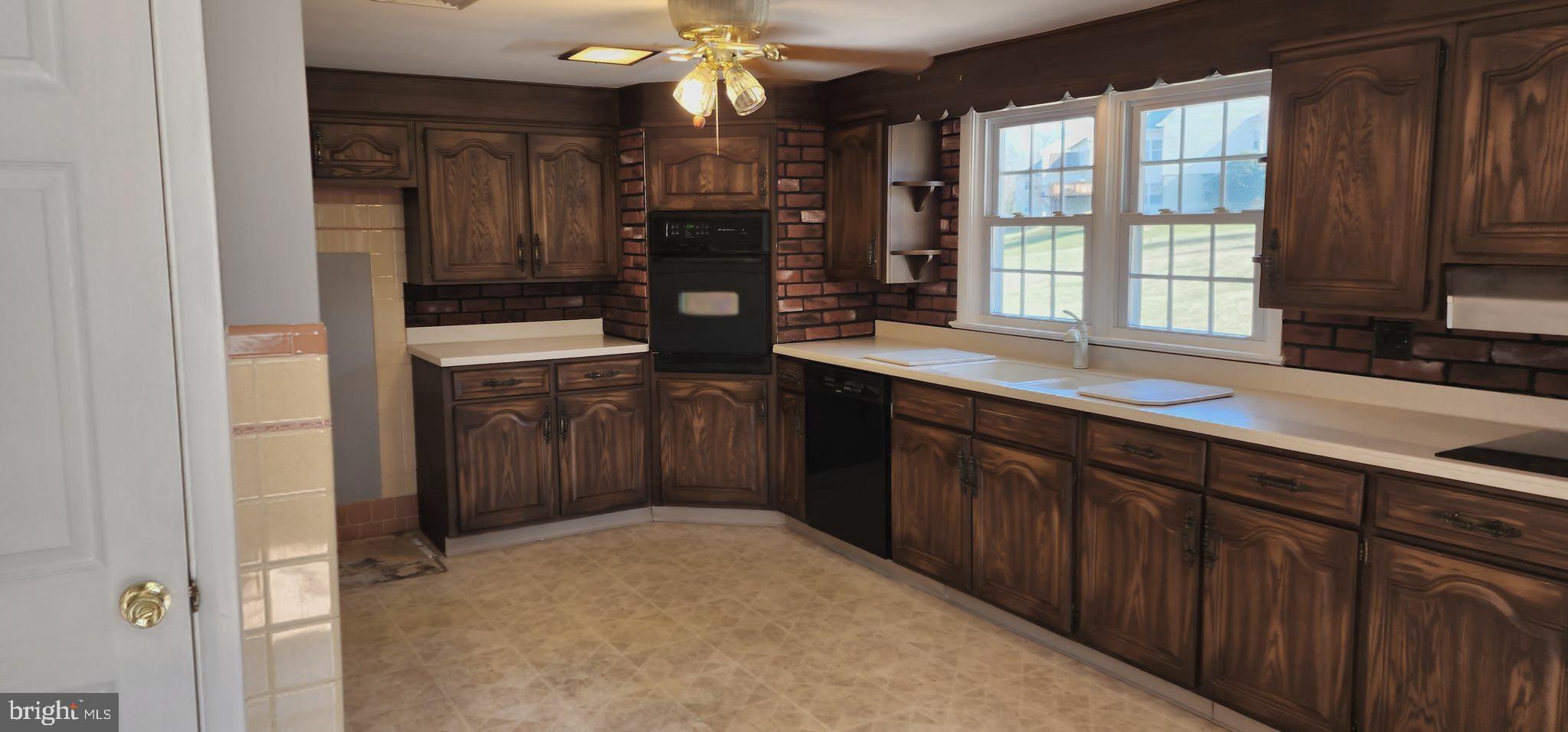 1662 Gilbertsville Road Pottstown, PA 19464 - Photo 13 of 24 Work area of Kitchen
