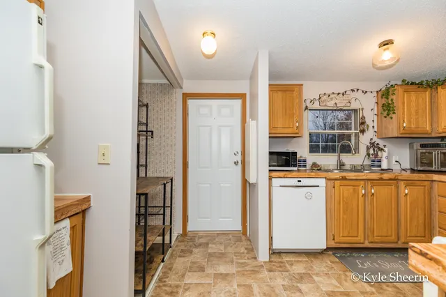 $250,000 | 2917 West Lincoln Avenue, Ionia, MI 48846