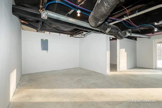 $250,000 | 2917 West Lincoln Avenue, Ionia, MI 48846