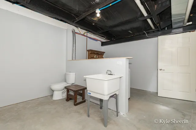 $250,000 | 2917 West Lincoln Avenue, Ionia, MI 48846