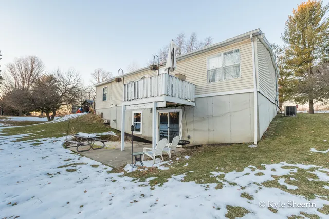 $250,000 | 2917 West Lincoln Avenue, Ionia, MI 48846