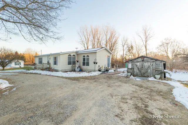 $250,000 | 2917 West Lincoln Avenue, Ionia, MI 48846