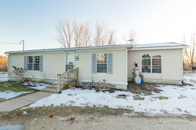 $250,000 | 2917 West Lincoln Avenue, Ionia, MI 48846