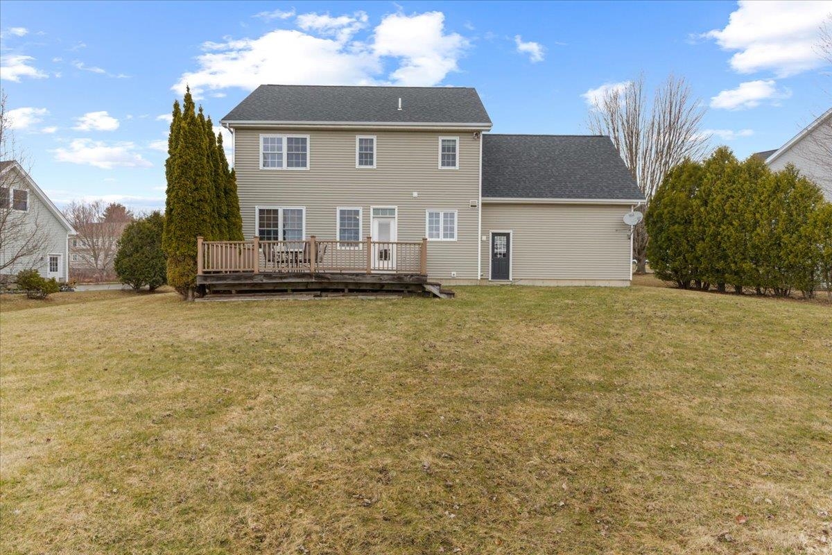 290 Barrett Lane Williston, VT 05495 - Photo 45 of 60