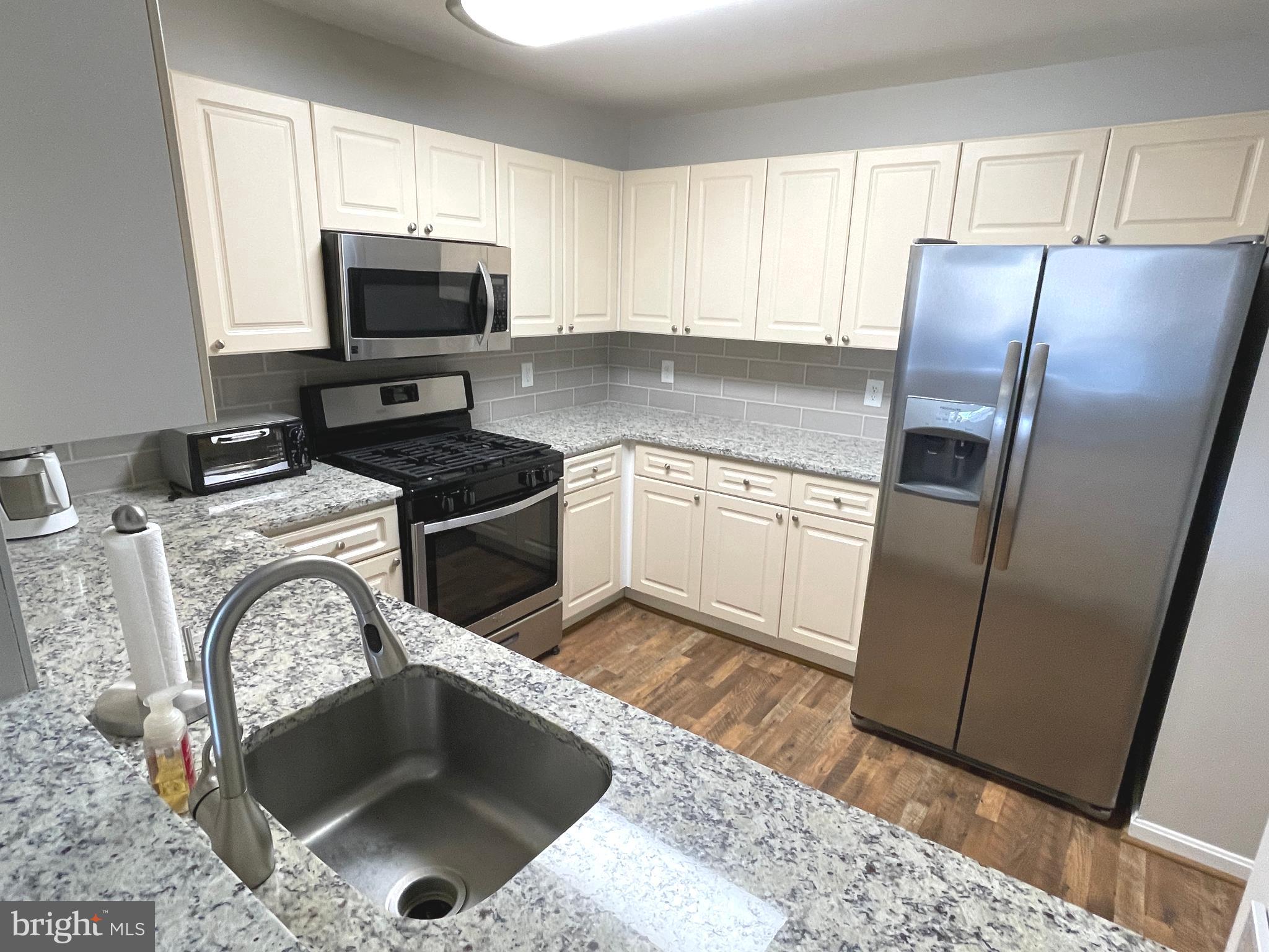 20588 Cornstalk Terrace, Unit 202 Ashburn, VA 20147 - Photo 13 of 30