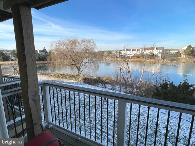 $2,700 | 20588 Cornstalk Terrace, Unit 202, Ashburn, VA 20147