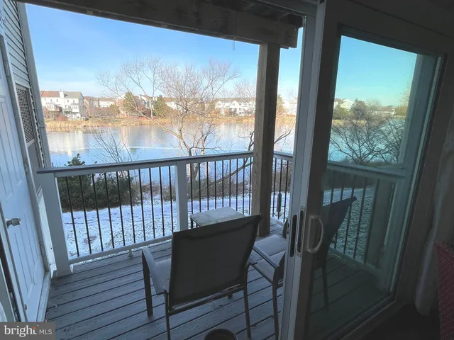 $2,700 | 20588 Cornstalk Terrace, Unit 202, Ashburn, VA 20147