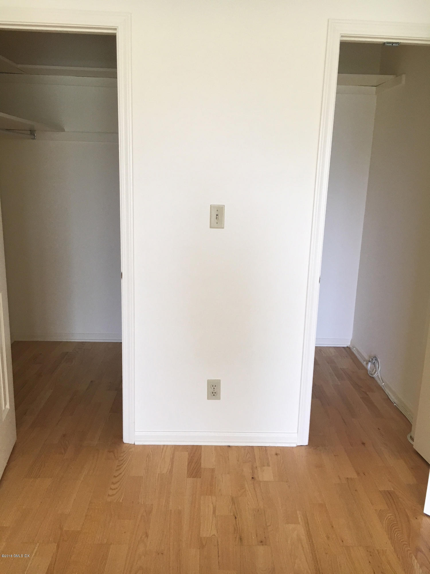 140 Field Point Road, Unit 2 Greenwich, CT 06830 - Photo 14 of 14 a view of an empty room