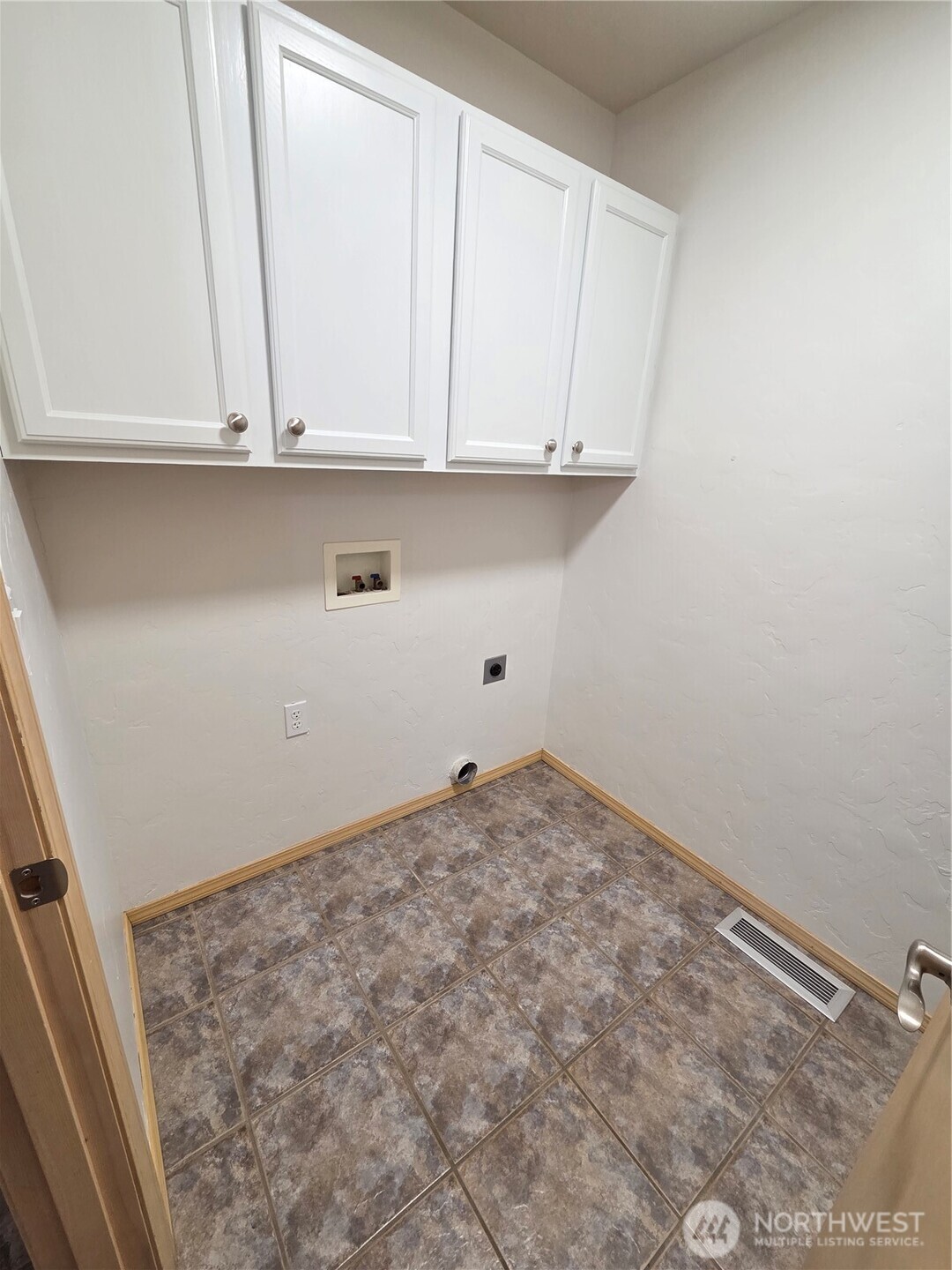 6604 Riviera Court Southeast Lacey, WA 98513 - Photo 19 of 22