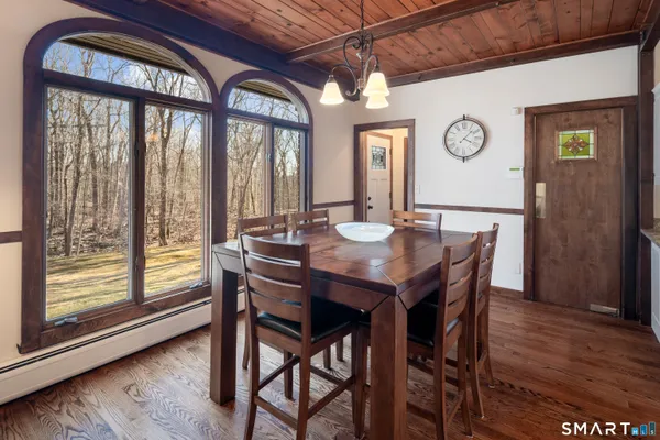 $1,195,000 | 75 Lilac Lane, Easton, CT 06612